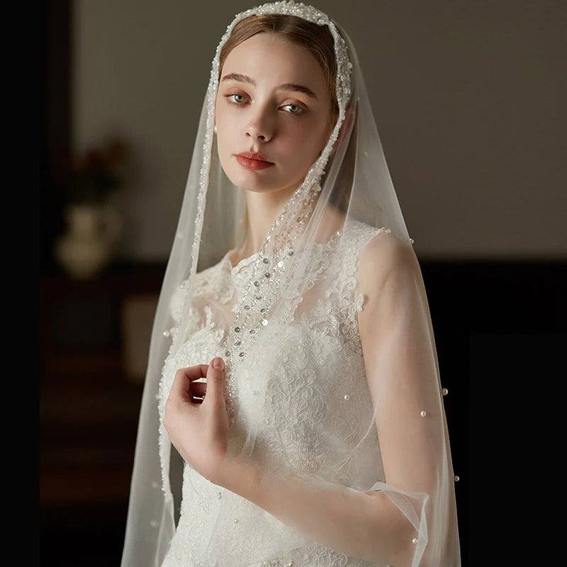 Beaded plain tulle bridal veil single-layer hair comb wedding headpiece made from soft chiffon tulle