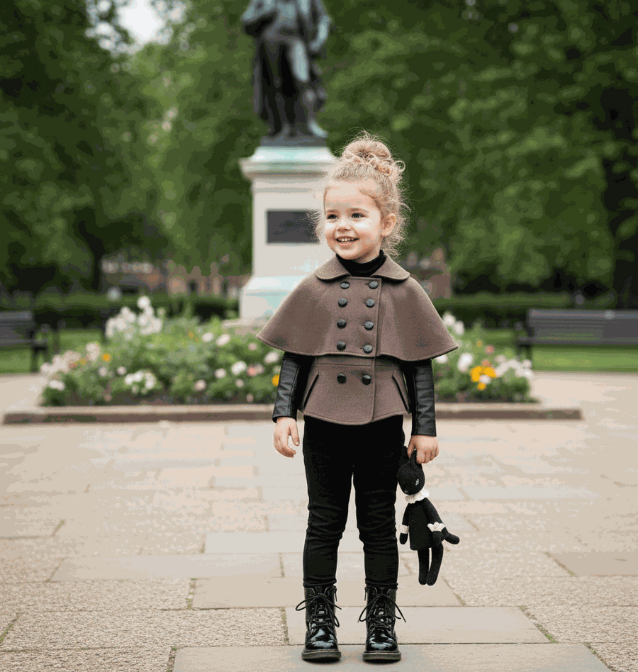 Girls black wool cape coat with baby doll style for winter and autumn, ages 4-7 years