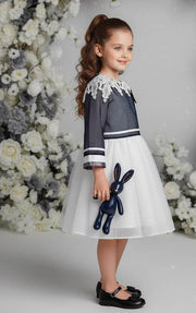 Girls two-piece outfit set with loose fit top and sleeveless A-line dress for autumn casual wear