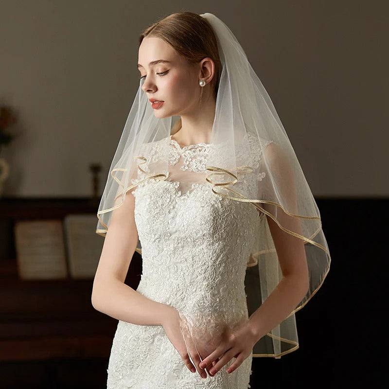 Lace trim bridal veil long single-layer soft tulle wedding headpiece with hair comb