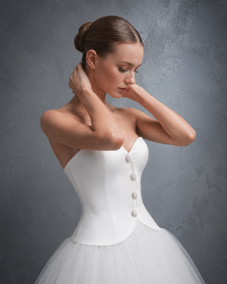 Ivory Strapless Corset Tulle Dress - Vintage Arc-Front Bridal Midi Gown