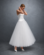 Ivory Strapless Corset Tulle Dress - Vintage Arc-Front Bridal Midi Gown