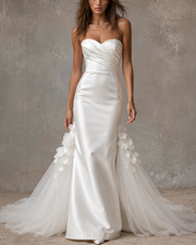 Ivory Sculpted Mermaid Wedding Gown - Strapless Floral Train Bridal Dress