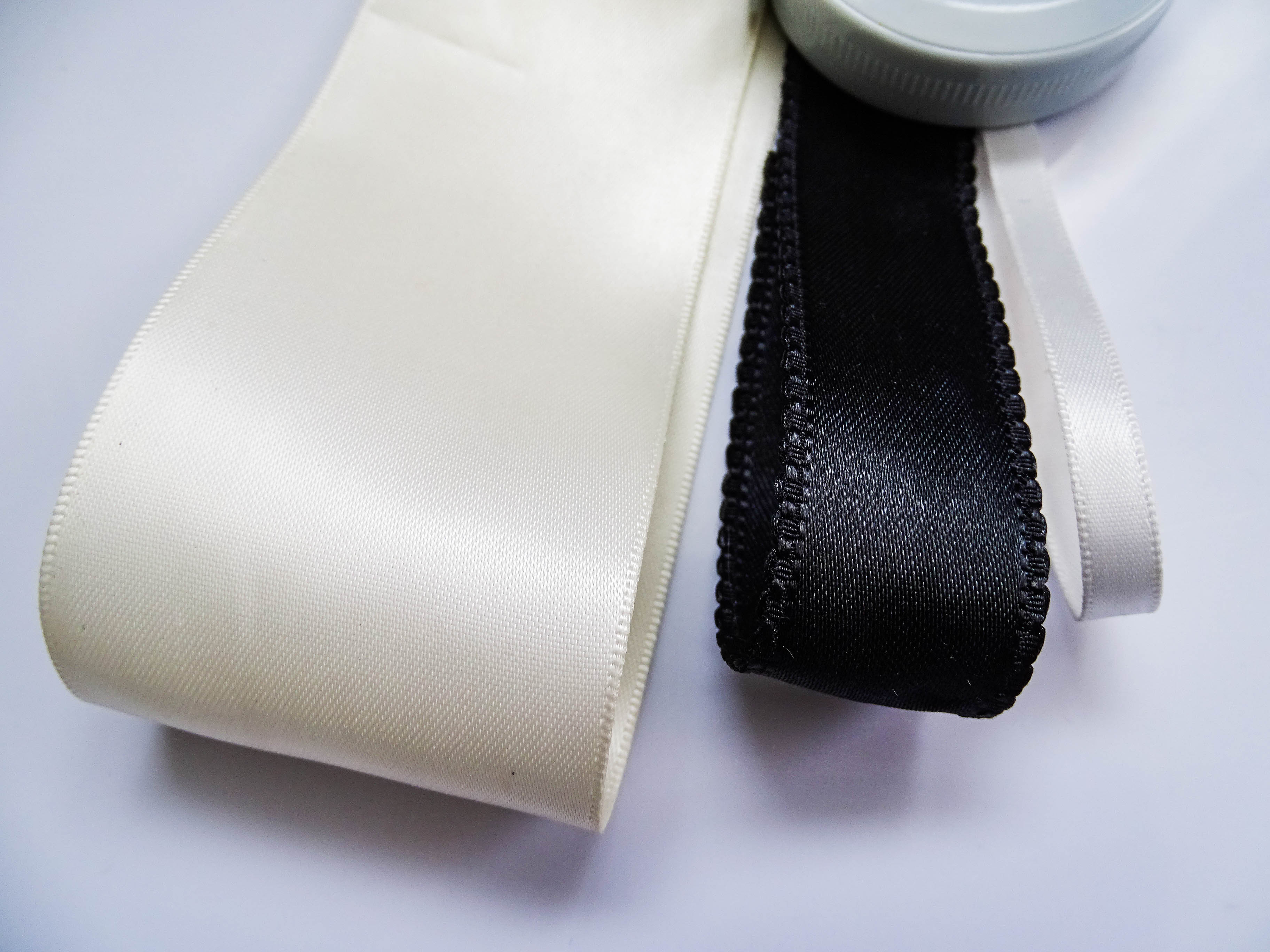 Elegant Cream Yellow & Black Lace Satin Ribbon Trio Set – Luxury Decorative Ribbon Bundle for Fashion & Gift Styling