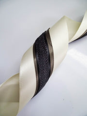 要改Elegant Cream Satin Ribbon Trio Set – Butter Yellow, Soft Gold & Ivory Decorative Ribbons for Gift Wrapping, Fashion Styling & Luxury DIY Crafts（副本）（副本）（副本）（副本）（副本）（副本）（副本）（副本）（副本）（副本）（副本）