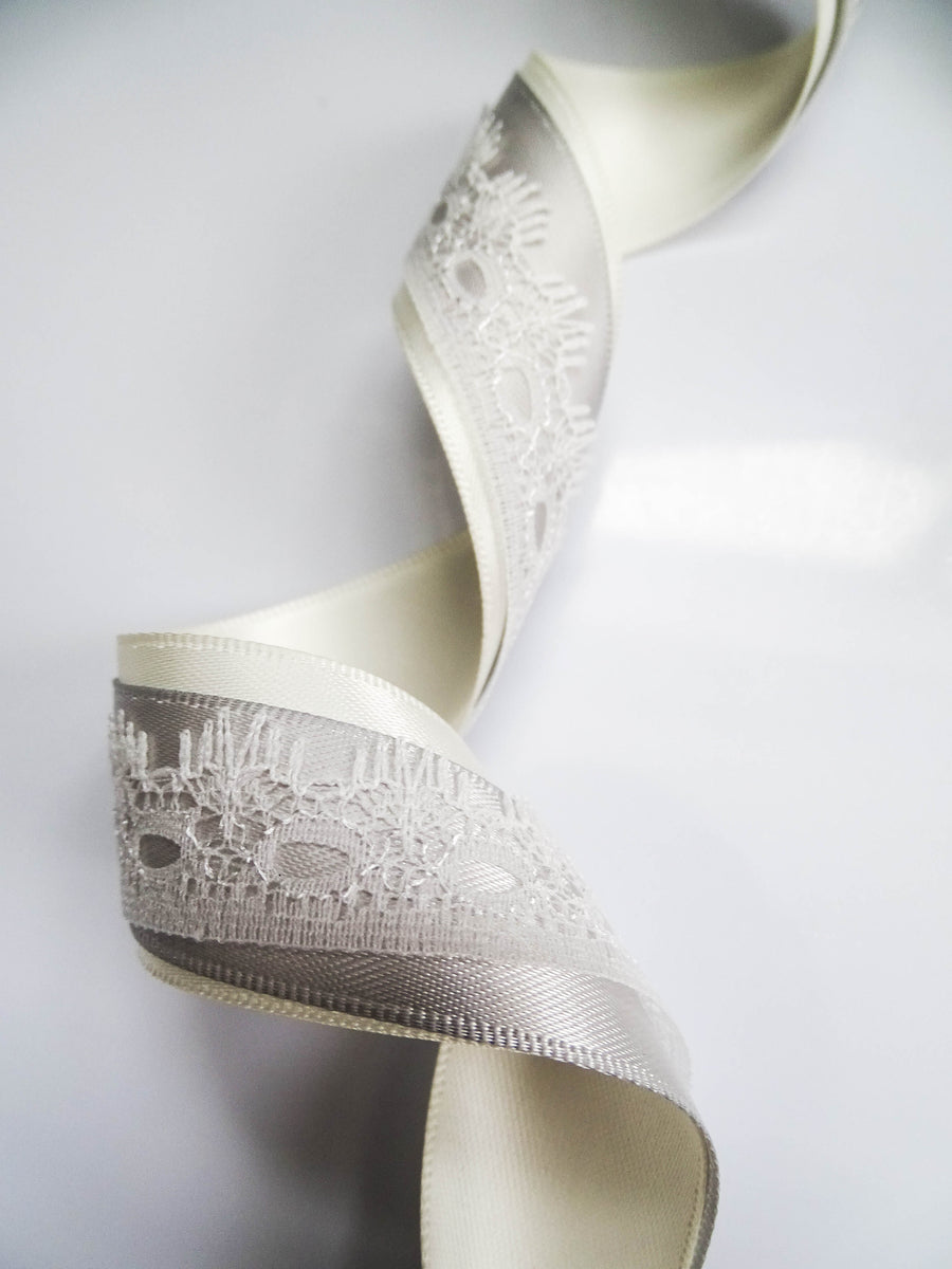 要改Elegant Cream Satin Ribbon Trio Set – Butter Yellow, Soft Gold & Ivory Decorative Ribbons for Gift Wrapping, Fashion Styling & Luxury DIY Crafts（副本）（副本）（副本）（副本）（副本）（副本）（副本）（副本）（副本）（副本）（副本）（副本）（副本）