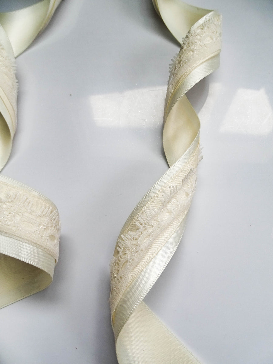 要改Elegant Cream Satin Ribbon Trio Set – Butter Yellow, Soft Gold & Ivory Decorative Ribbons for Gift Wrapping, Fashion Styling & Luxury DIY Crafts（副本）（副本）（副本）（副本）（副本）（副本）（副本）（副本）（副本）（副本）（副本）（副本）（副本）（副本）（副本）