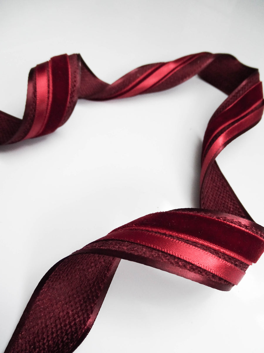 Elegant Red Satin Ribbon Trio Set – Luxury Decorative Ribbon Bundle for Fashion, Gift Wrapping & Event Styling
