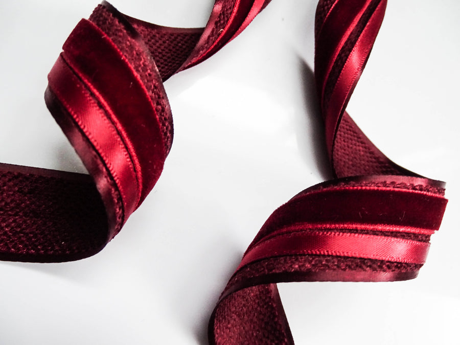 Elegant Red Satin Ribbon Trio Set – Luxury Decorative Ribbon Bundle for Fashion, Gift Wrapping & Event Styling