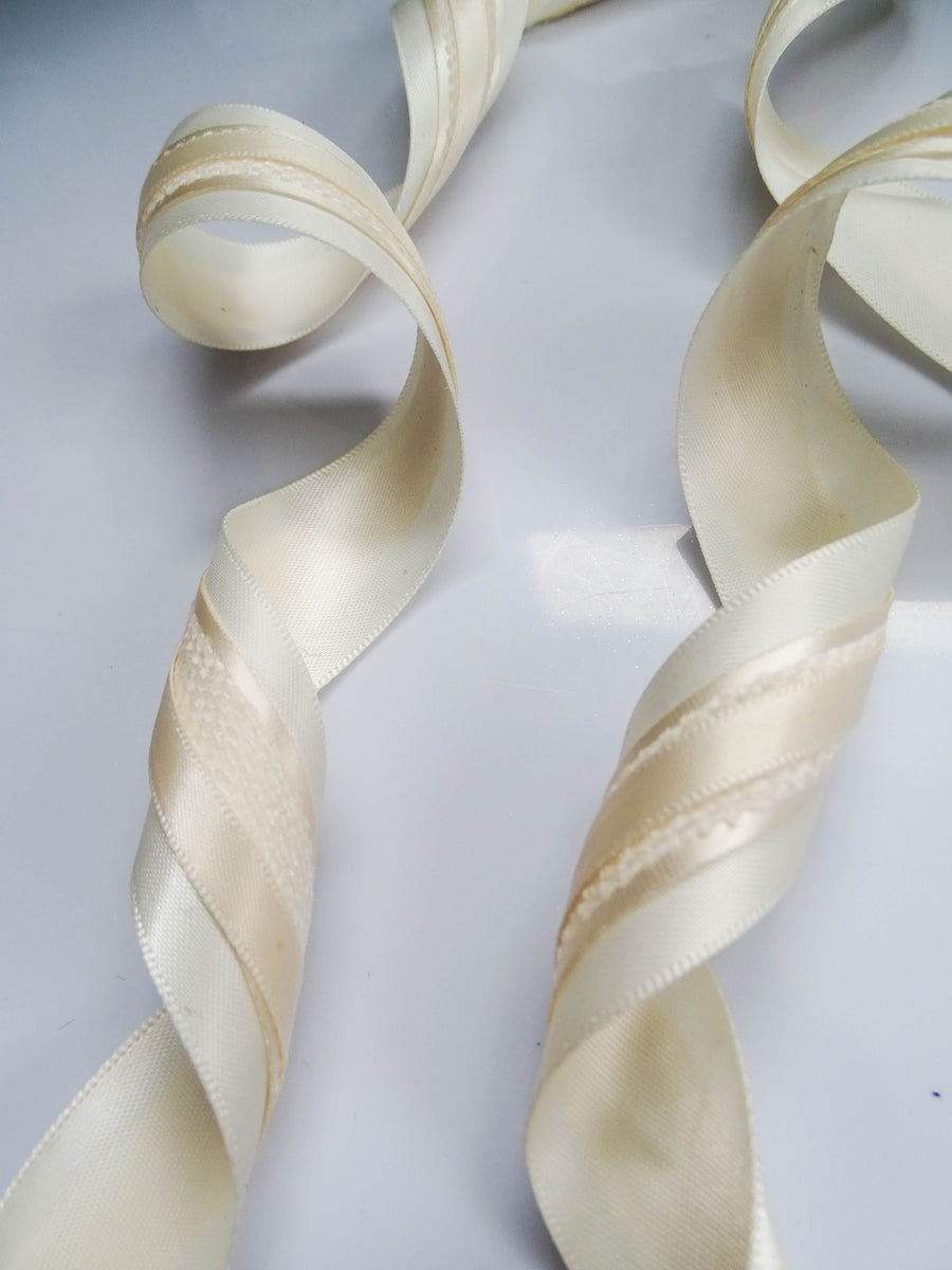 Elegant Cream Satin Ribbon Trio Set – Butter Yellow, Soft Gold & Ivory Decorative Ribbons for Gift Wrapping, Fashion Styling & Luxury DIY Crafts