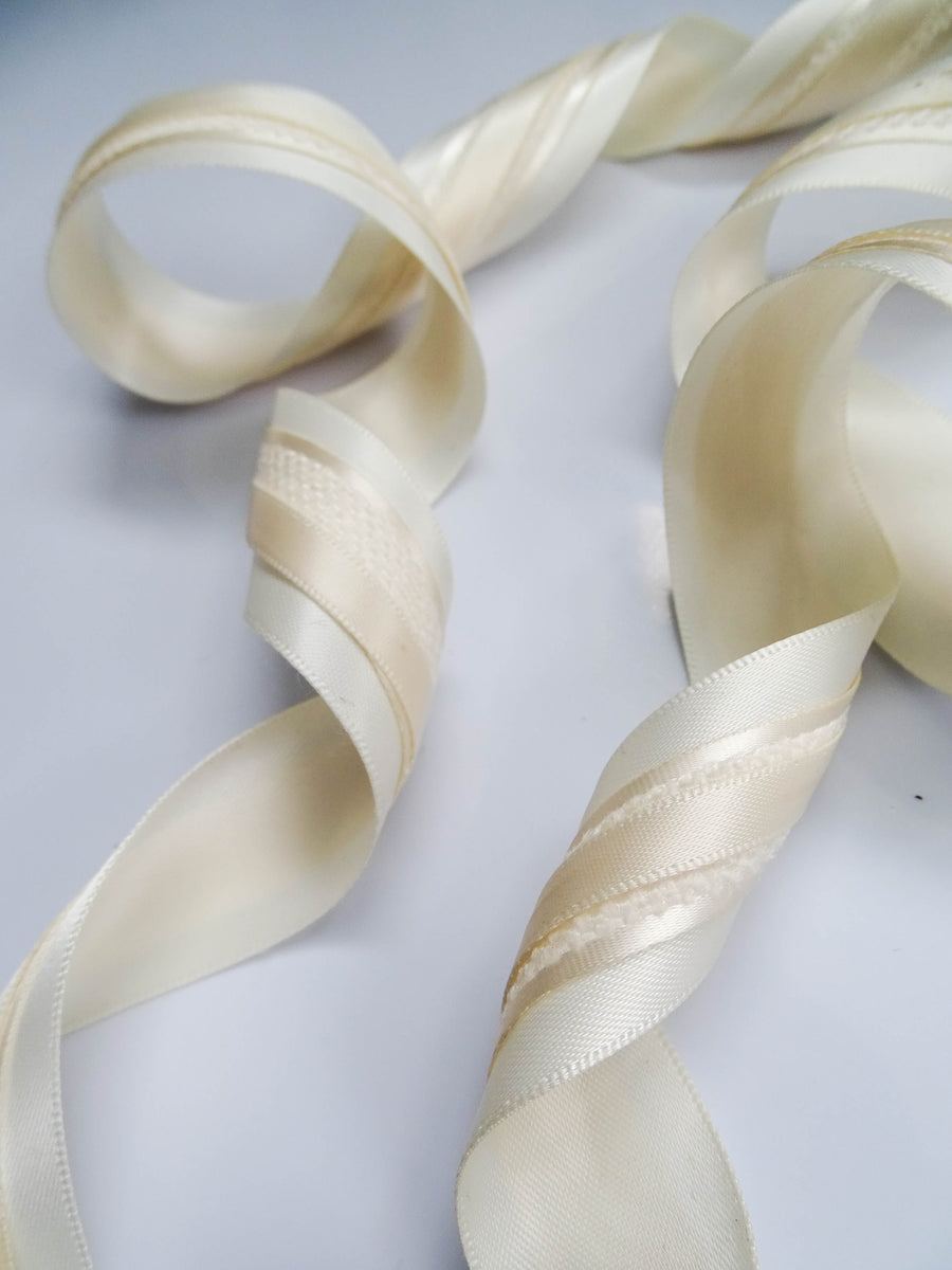 Elegant Cream Satin Ribbon Trio Set – Butter Yellow, Soft Gold & Ivory Decorative Ribbons for Gift Wrapping, Fashion Styling & Luxury DIY Crafts