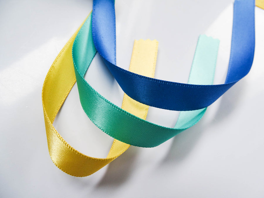 要改Elegant Cream Satin Ribbon Trio Set – Butter Yellow, Soft Gold & Ivory Decorative Ribbons for Gift Wrapping, Fashion Styling & Luxury DIY Crafts（副本）（副本）（副本）