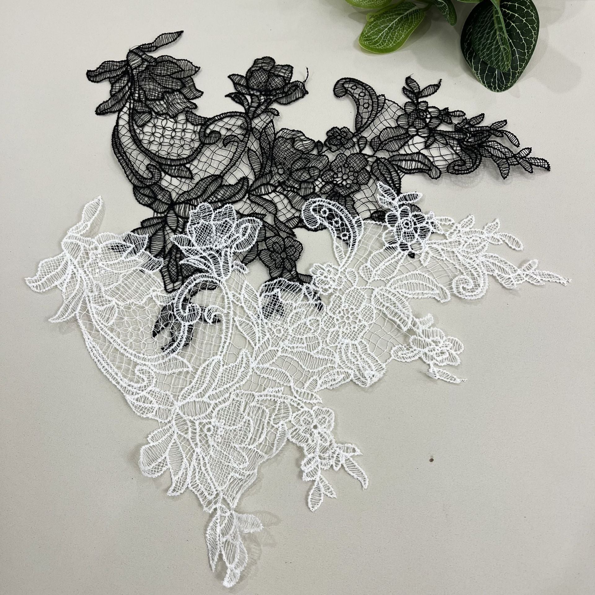 A piece of beige fish silk thread lace flower, water-soluble applique DIY handmade bridal veil jewelry accessories
