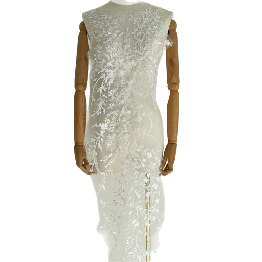 Embroidered Fabric – DIY Bags, Stage Costumes, Wedding Dresses & Backdrop Decorations (ZH468)