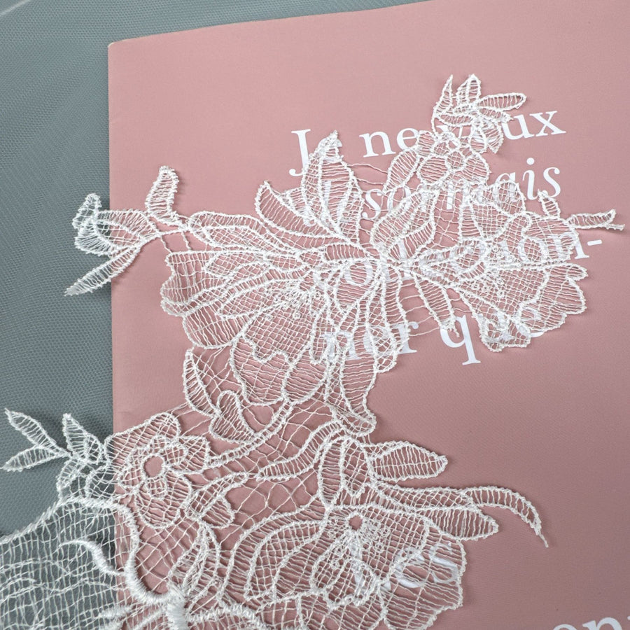 New product fresh hollow fish silk thread lace embroidery piece white embroidery bridal veil wedding accessories R75
