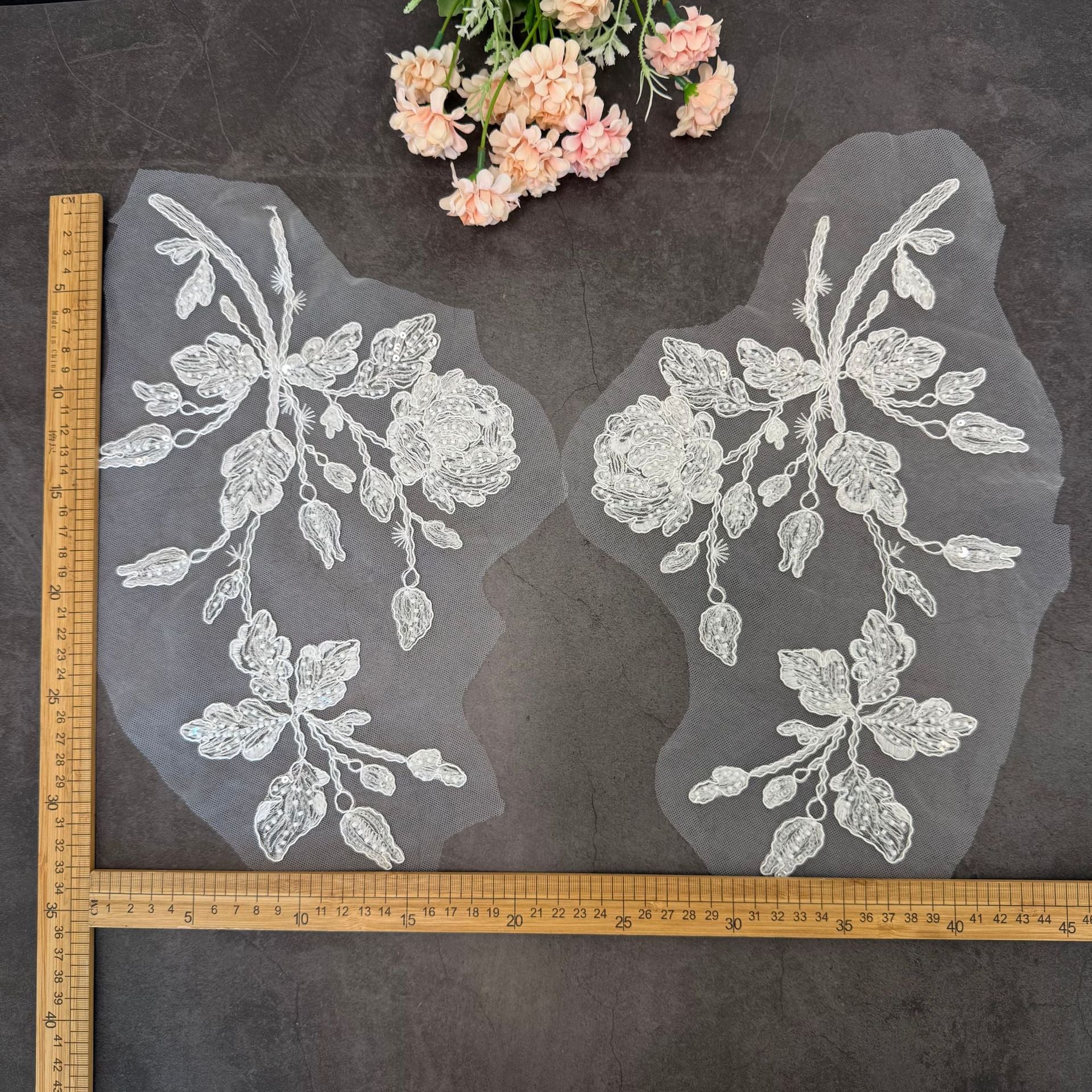 Zh438 white sequin pearl 3d mesh flower handmade clothing high-end sparkly fabric applique lace patch