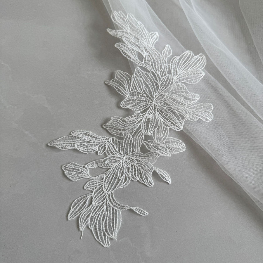 Hollow Fish Silk Water-Soluble Lace Fabric - Embroidery Clothing & Pet Clothing Decorative Material (R185)