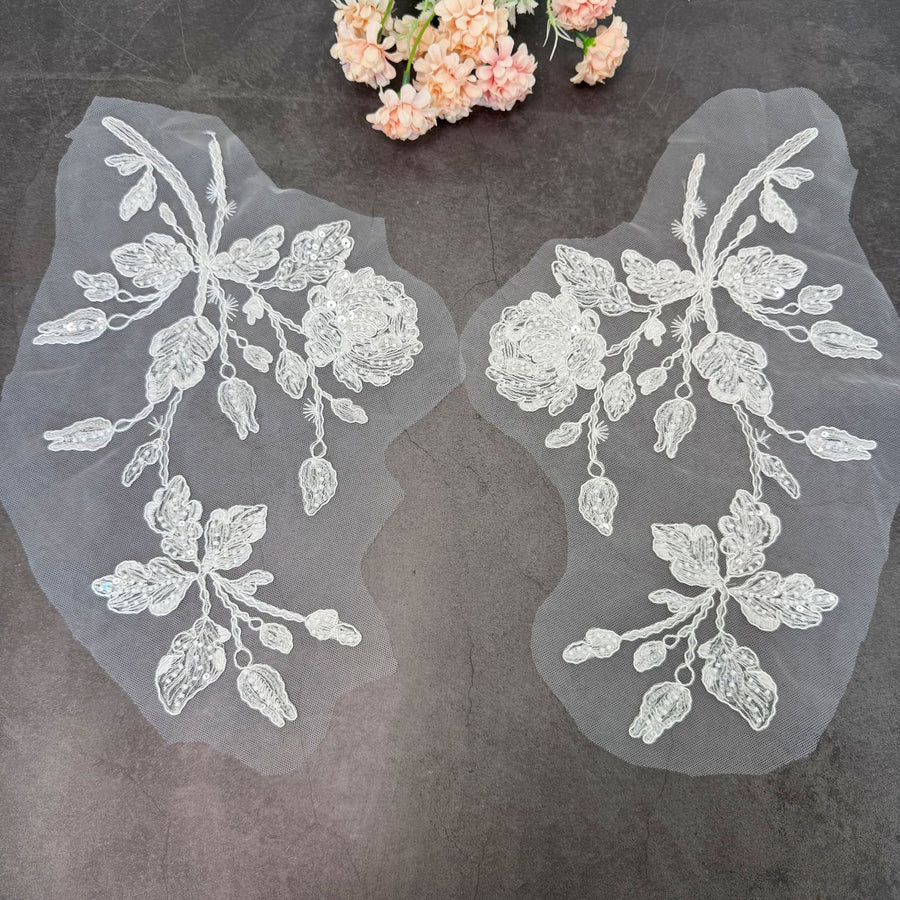 White Sequin Pearl 3D Mesh Flower Handmade Sparkly Fabric Appliqué Lace Patch - High-End Clothing (ZH438)