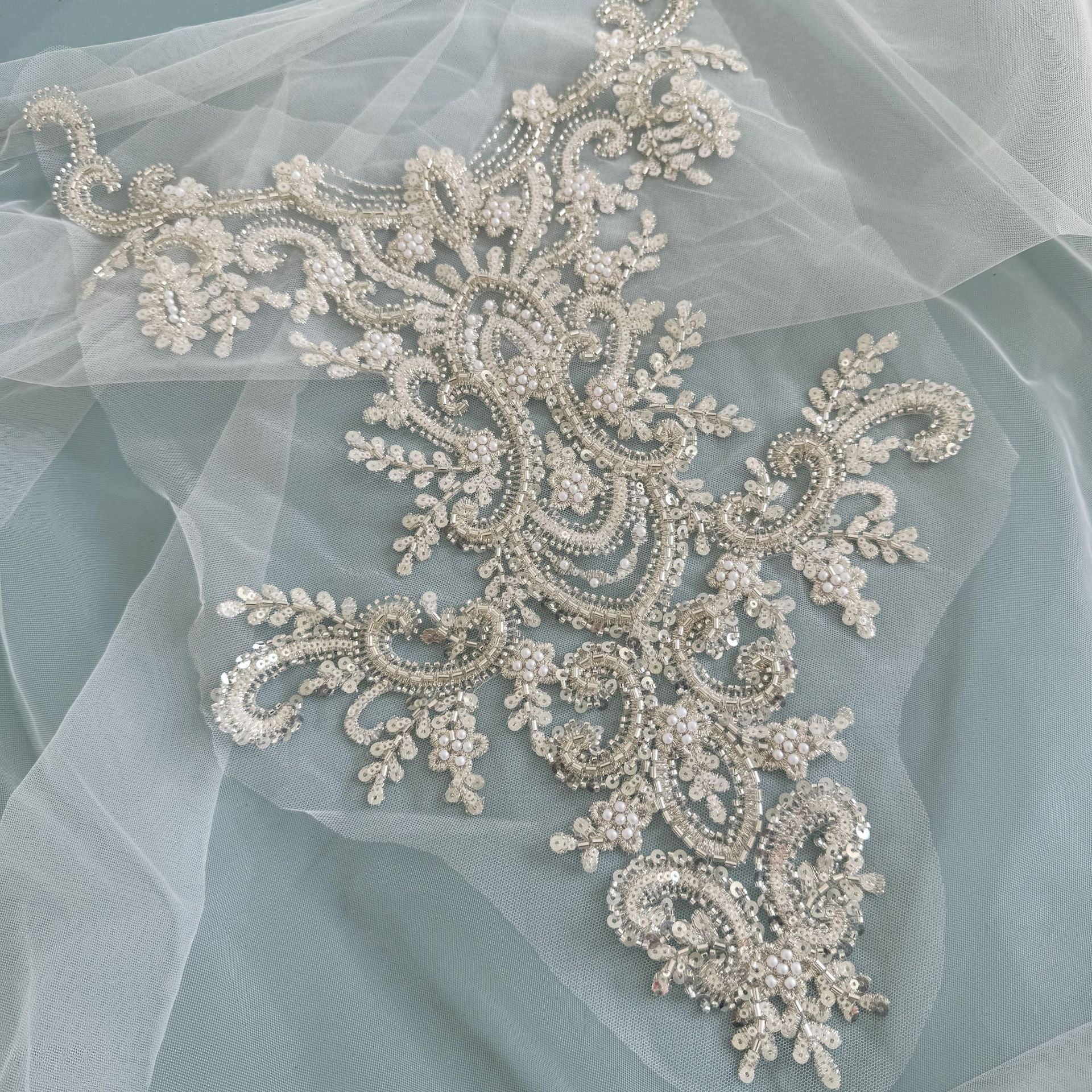 Heavy-duty embroider beaded glass bead collar flower diy wedding dress performance clothing collar diy flower piece collar zh325