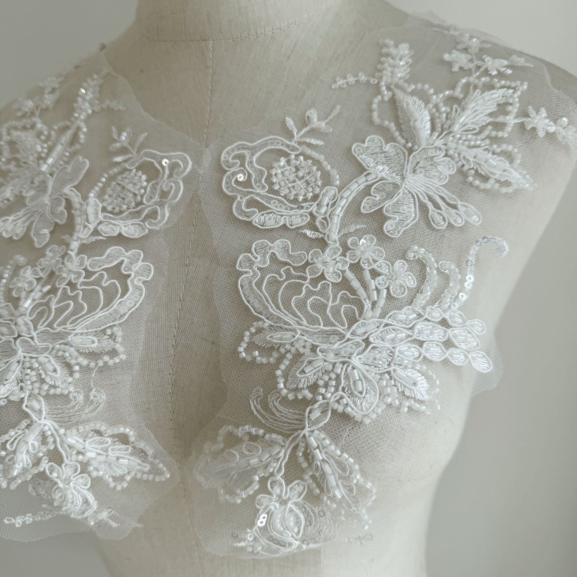 ZH421 white beaded sequined lace flower sticker, handmade DIY accessories women's cheongsam dress lace
