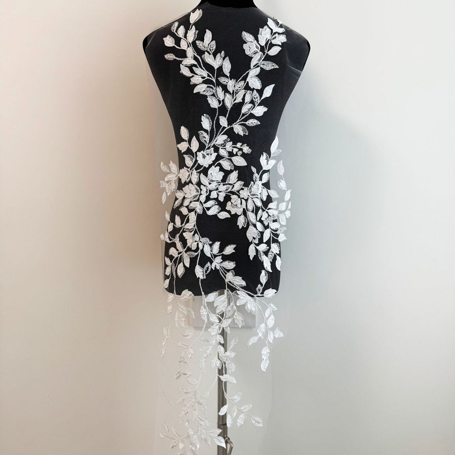 3D Laser Embroidered Leaf Mesh Fabric – DIY Children's Dress & Hanfu Material (ZH473)
