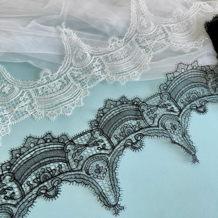 White Polyester Flower Wave Lace Fabric - Curtain, Necklace & Clothing Embroidery DIY Accessory (R175)