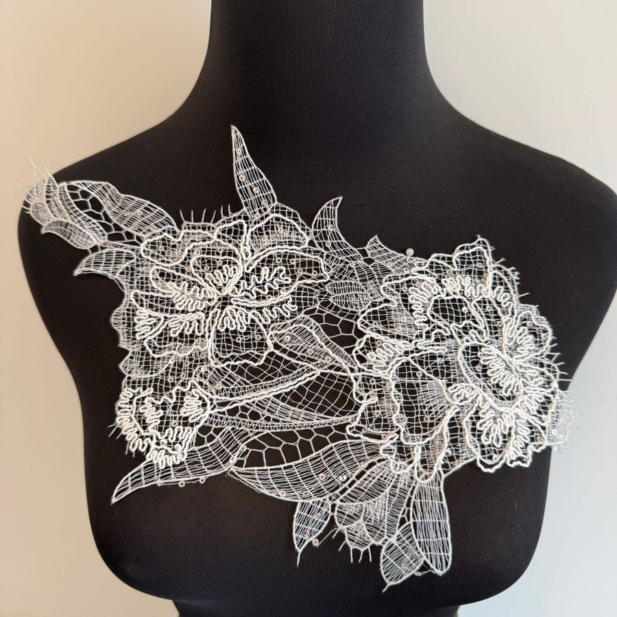 Computer Embroidered Lace Corsage - Fresh Collar Glass Yarn Flower Piece Accessory (R221)