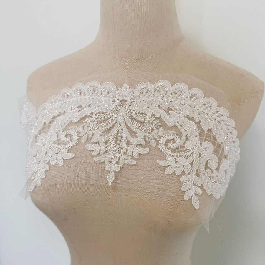 White Lace Mesh Heavy Industry Diamond Handmade Beading Ribbon - Luxurious DIY Clothing & Wedding Dress Trim (ZH463)