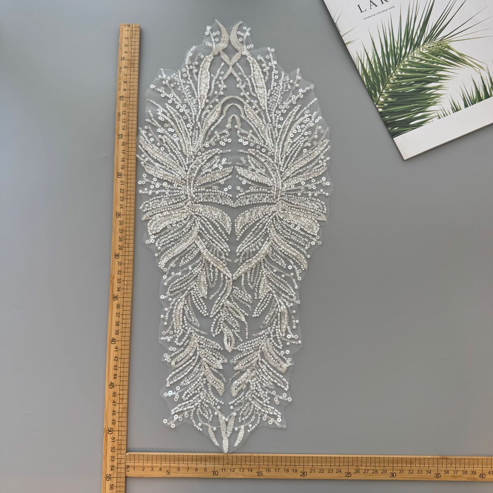 Zh445 high-end embroidered lace trim applique - embroidered floral lace patch for wedding dresses and apparel