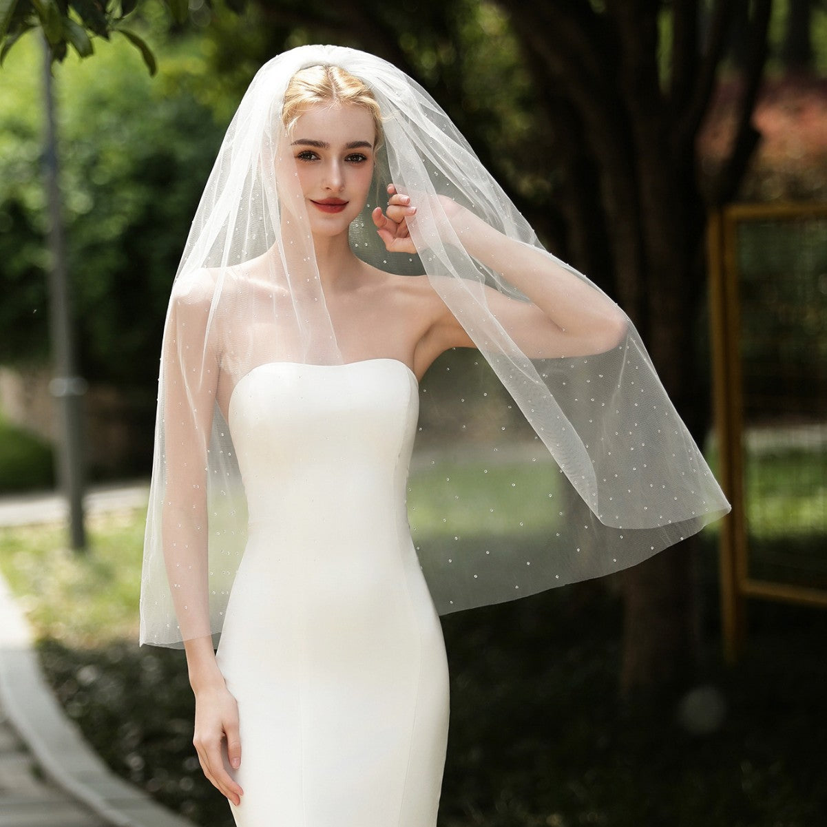 Gypsophila beaded bridal veil made of soft tulle with diamond hair comb, elegant wedding headpiece