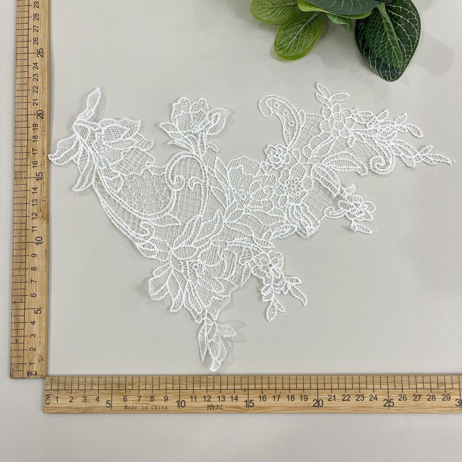 Beige Fish Silk Thread Water-Soluble Lace Flower Applique - DIY Handmade Bridal Veil Accessory