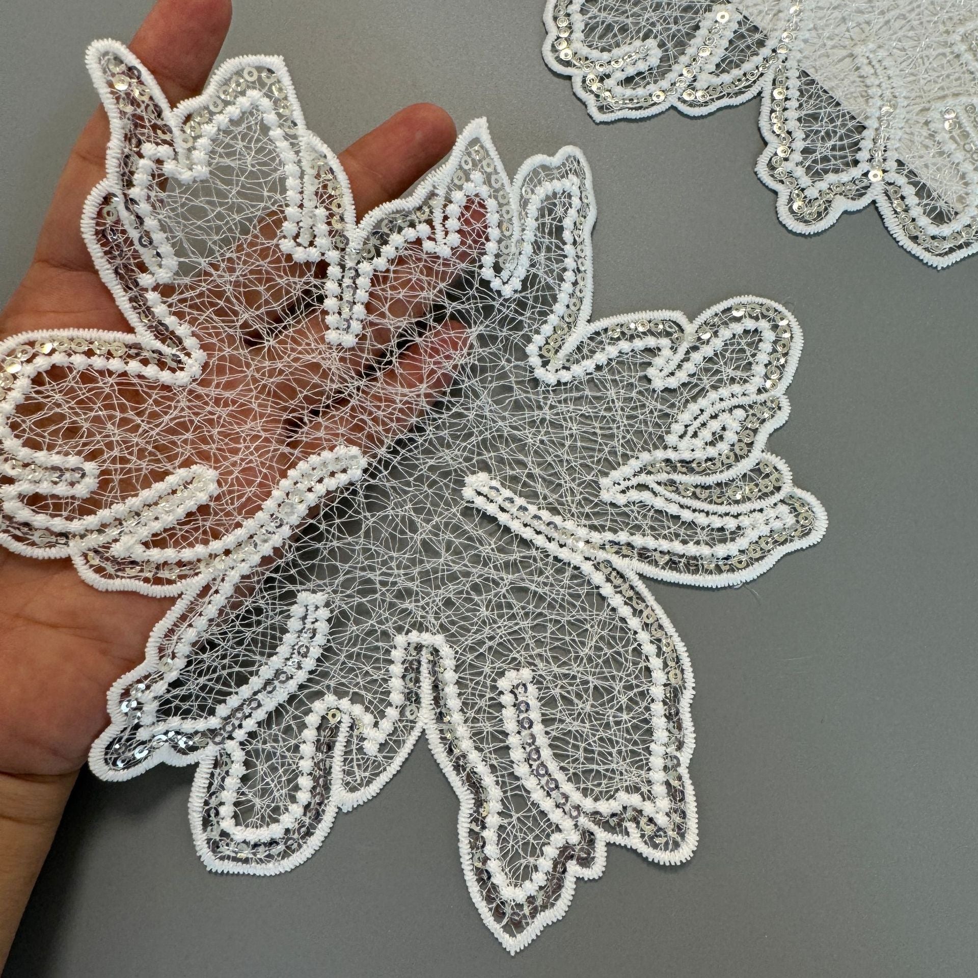 20Cm fish silk thread hollow lace flower flower piece cloth patch headdress wedding accessories wedding handmade R132 large