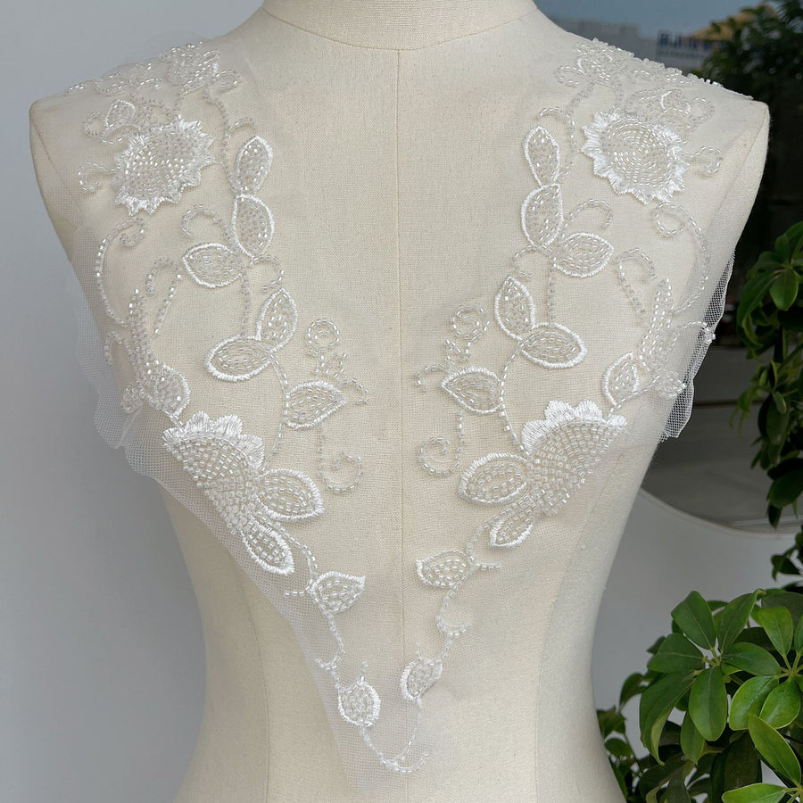 White neckline floral accessories DIY wedding dress stage clothing material beaded lace flower