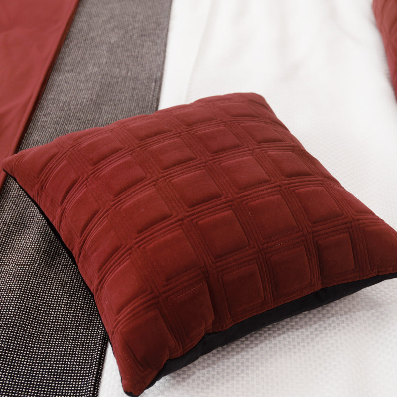 Red & White Cushion & Bedding Set - Modern Luxury for Refined Interiors