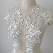 Embroidered Lace Trim Appliqué Pair – DIY Wedding Dresses, Evening Gowns & Clothing Decoration (ZH312)