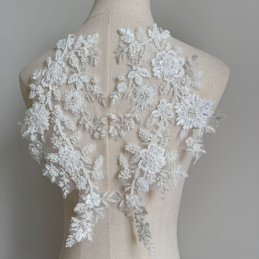 Zh430 white beaded embroidered lace rhinestone appliqué mesh fabric for wedding dresses, evening gowns, and apparel decoration