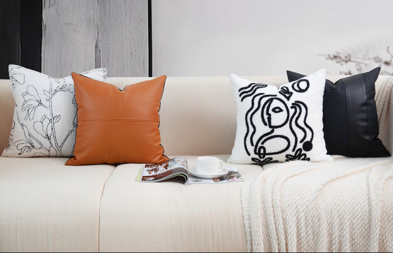Picasso-Inspired Cushion Cover - Black & White Abstract Art
