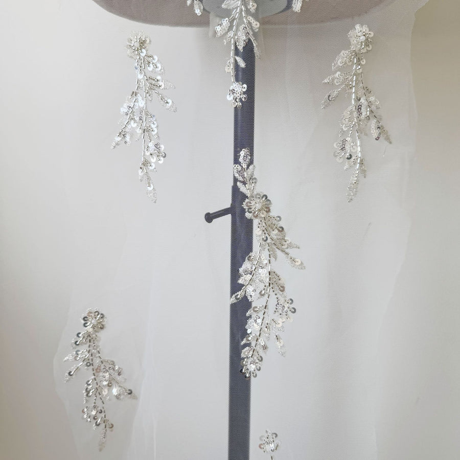 Extra-Long Beaded Sequin Lace Appliqué – DIY Wedding Dresses, Bridal Veils & Clothing Embellishment (ZH332)