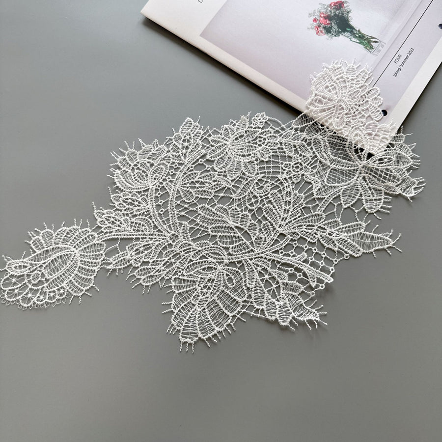 Headgear children's clothing decorative fish silk thread leaf hollow three-dimensional lace lace, wedding gift fabric R109