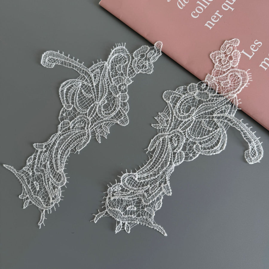 Creative Lace Fabric Fish Silk Thread - Women's Dress Decoration & Designer Accessory (R272)