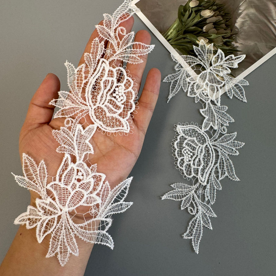 Hollow Lace Embroidery Applique Pair - Fish Silk Thread Headgear & Wedding Dress Collar Accessory (R164)