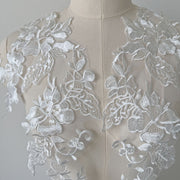 Embroidered Lace Trim Appliqué Pair – DIY Wedding Dresses, Evening Gowns & Clothing Decoration (ZH312)