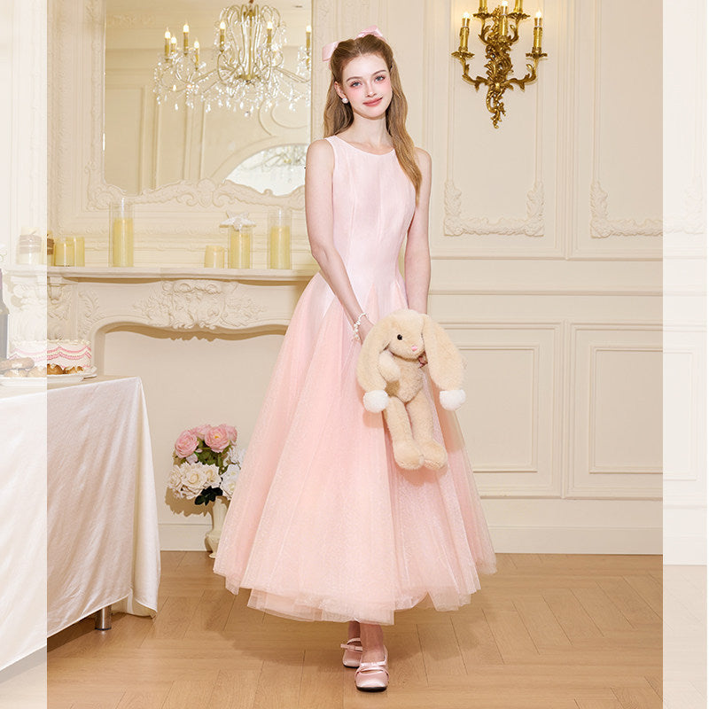 Elegant pink evening gown for 18th birthday and formal celebrations