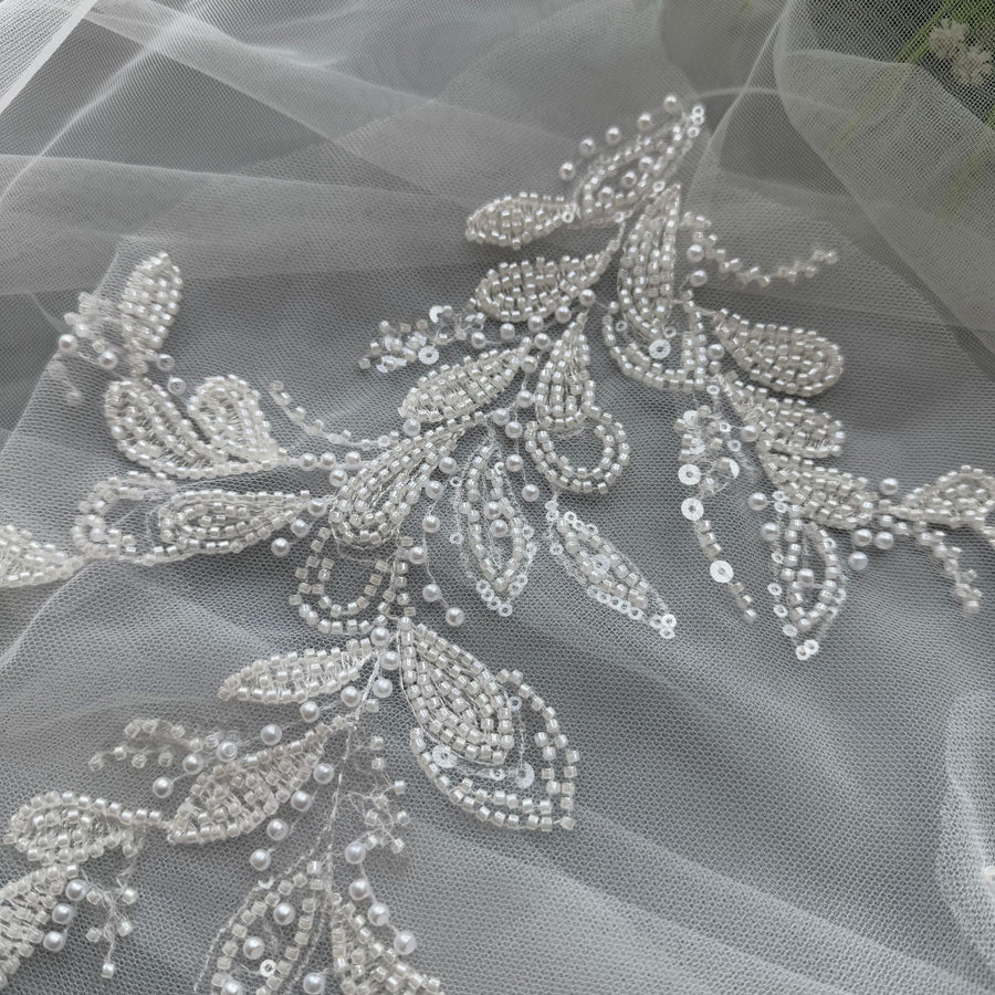 A pair of off-white sequin embroidered floral appliques for wedding dresses and formal gowns, decorative embellishments, lace flower fabric patches, zh301