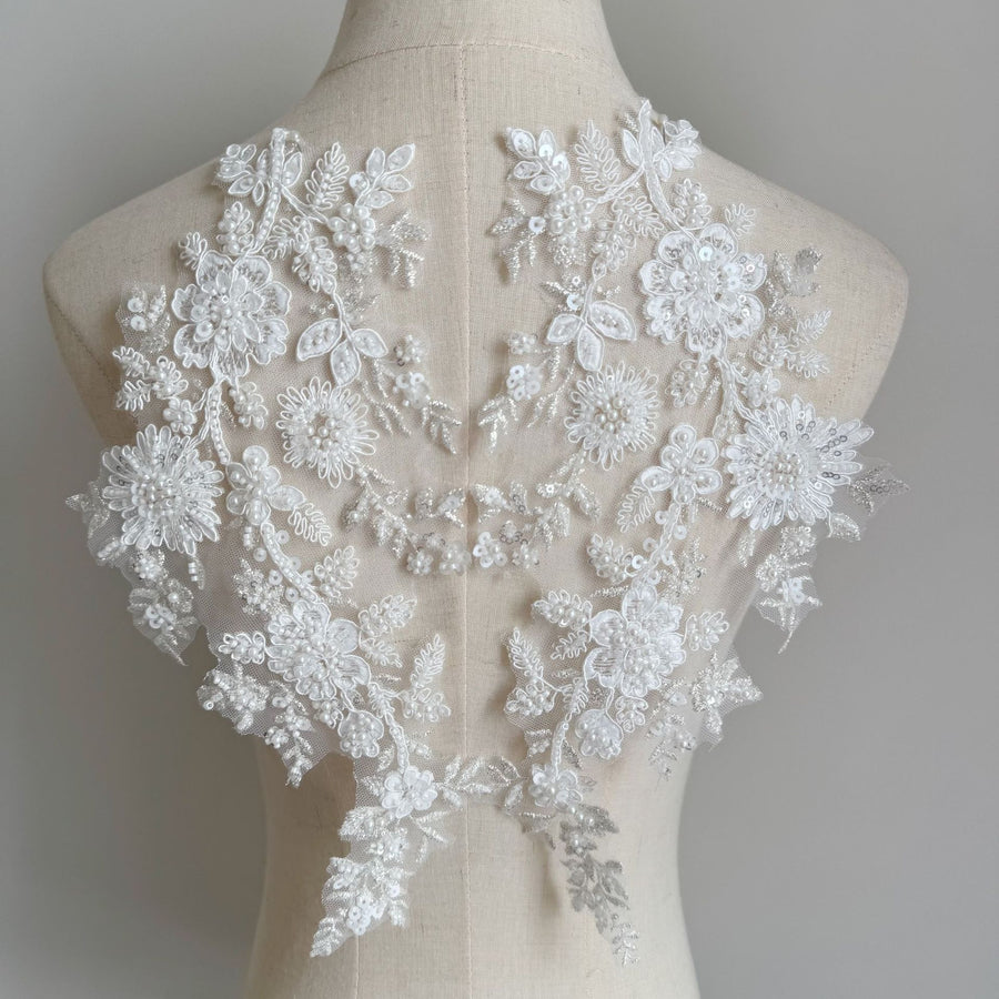 Zh430 white beaded embroidered lace rhinestone appliqué mesh fabric for wedding dresses, evening gowns, and apparel decoration