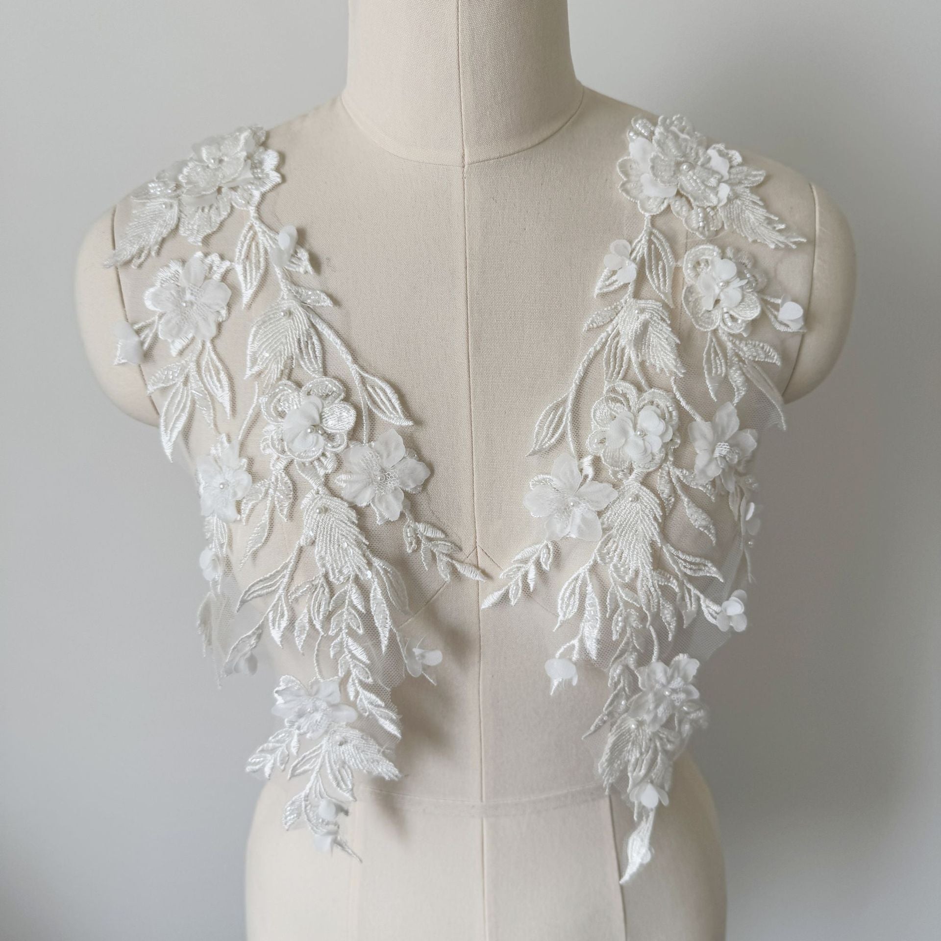 Handmade beads DIY lace lace lace flower three-dimensional flower dress fashion show clothing accessories ZH309