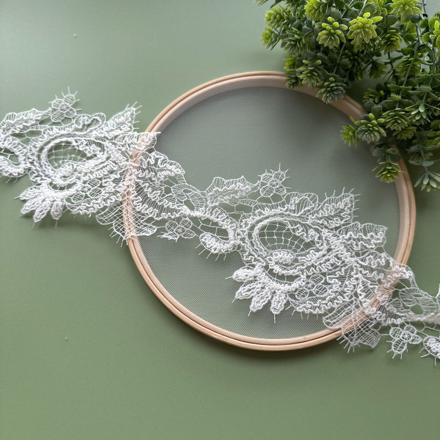 Fish Silk Water-Soluble Embroidery Lace - Small Fragrant Wind Wedding Dress & Lolita Dress Accessory (R226)
