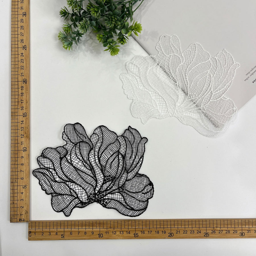 High-quality black and white leaves, fish silk thread, eyelashes, hollow lace, handmade dresses, clothing veil accessories