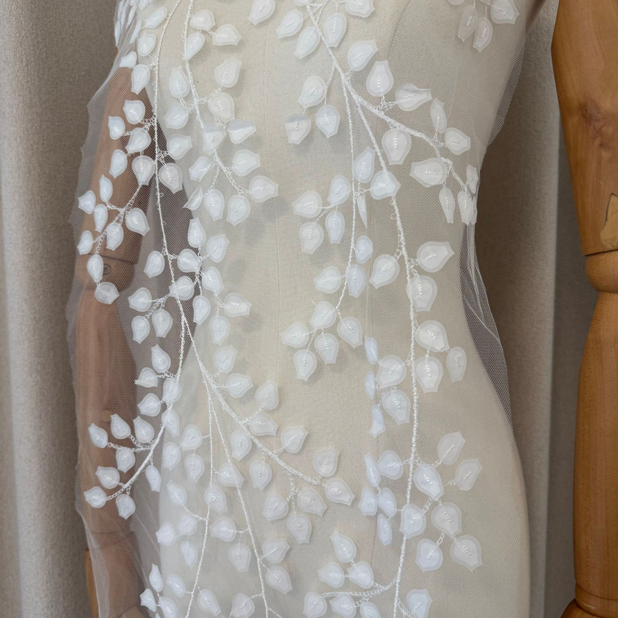Zh474 3d leaf embroidered fabric lace for apparel, flexible embroidery for wedding dresses, diy fashion dresses